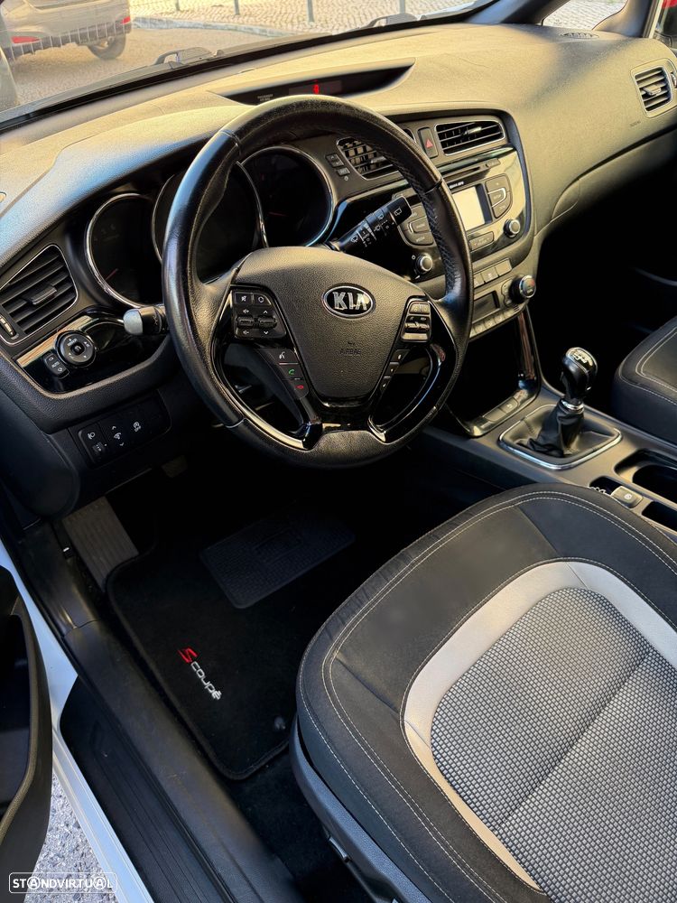 Kia Ceed S Coupé 1.6 CRDi TX - 15