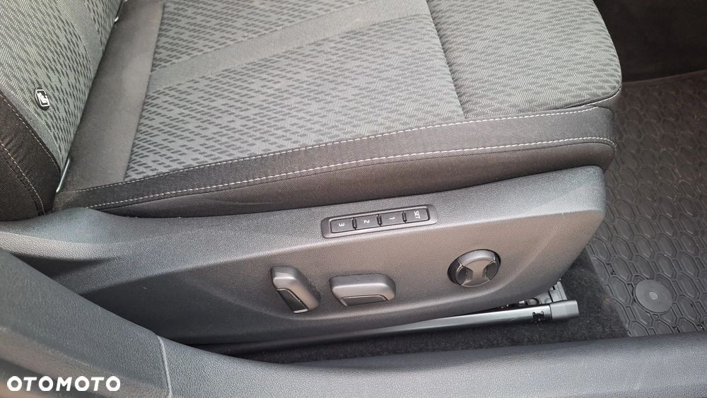 Skoda Octavia 2.0 TDI DSG Exclusive - 22
