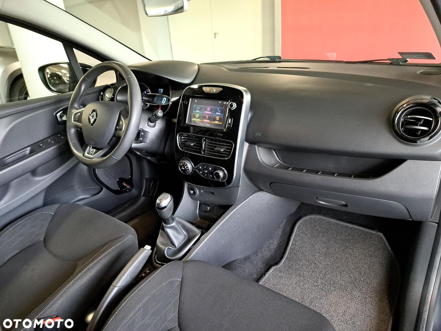 Renault Clio 0.9 Energy TCe Limited - 15