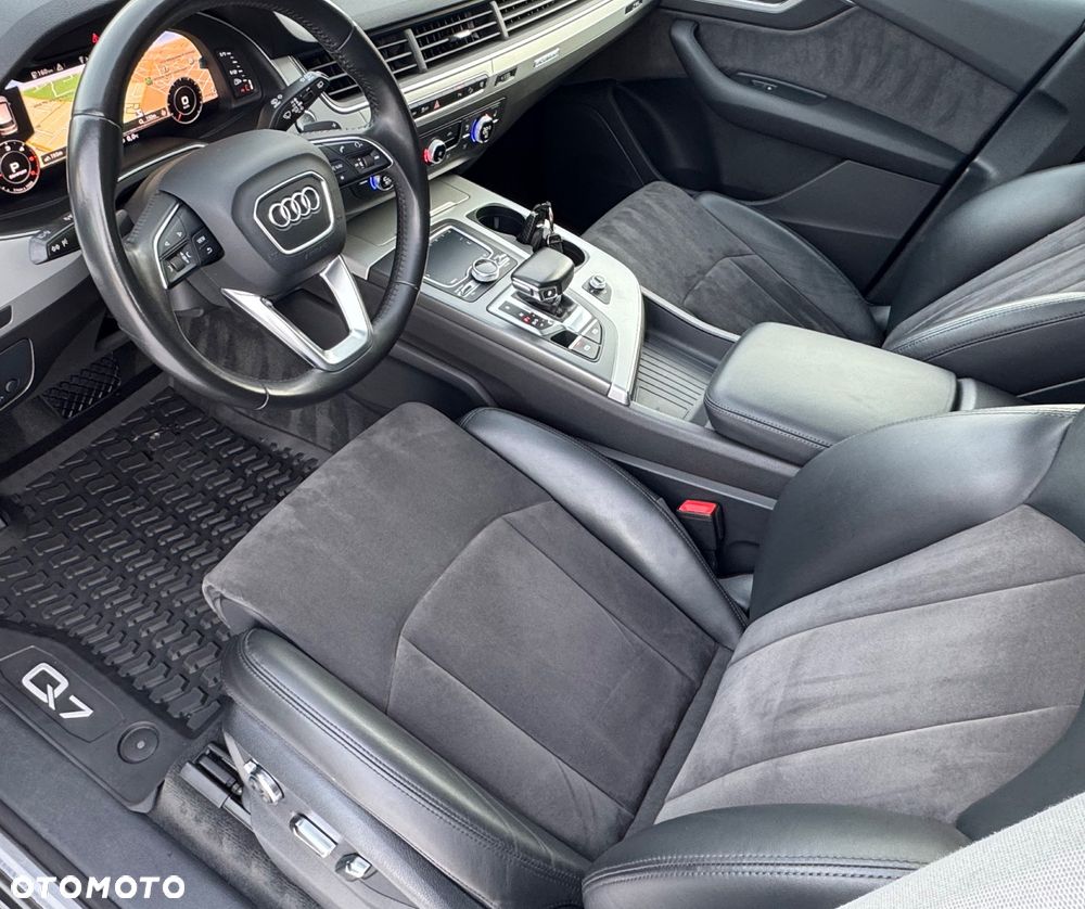 Audi Q7 - 19