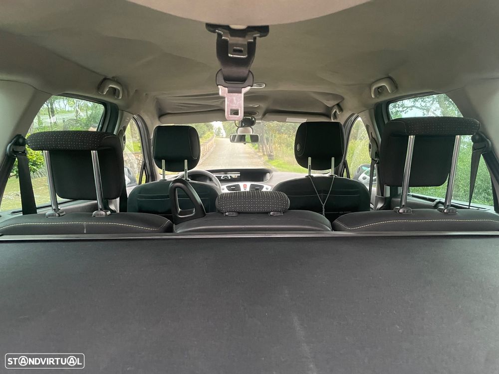 Renault Scénic 1.5 dCi Dynamique S - 8