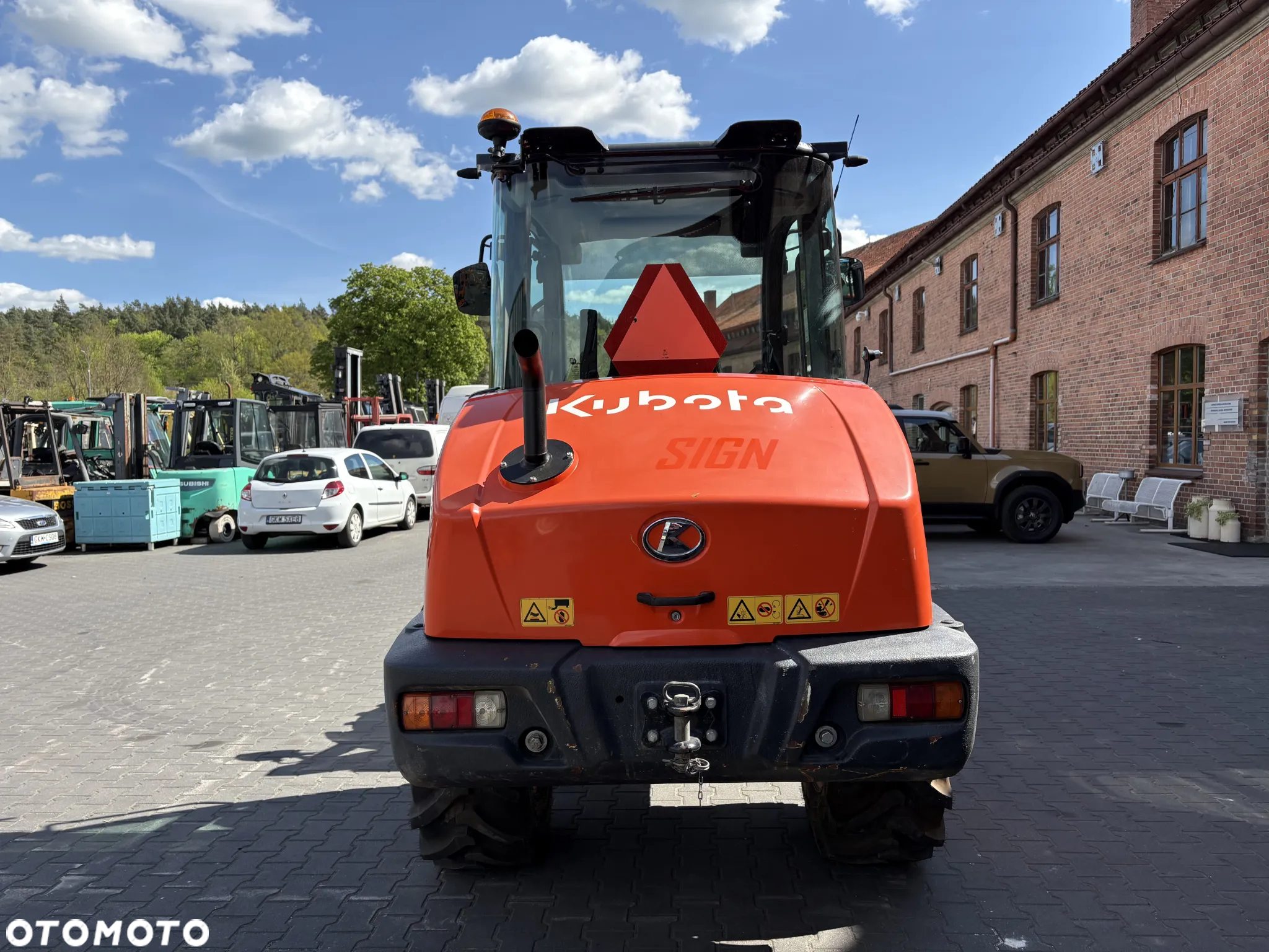 Kubota R082 - 4