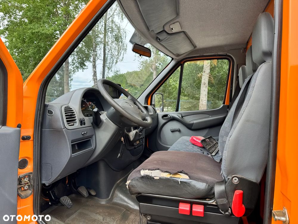 Mercedes-Benz Sprinter - 18
