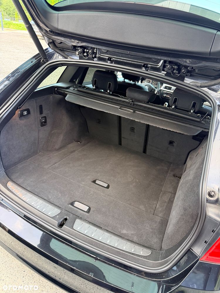 BMW Seria 3 330d xDrive Sport-Aut - 11