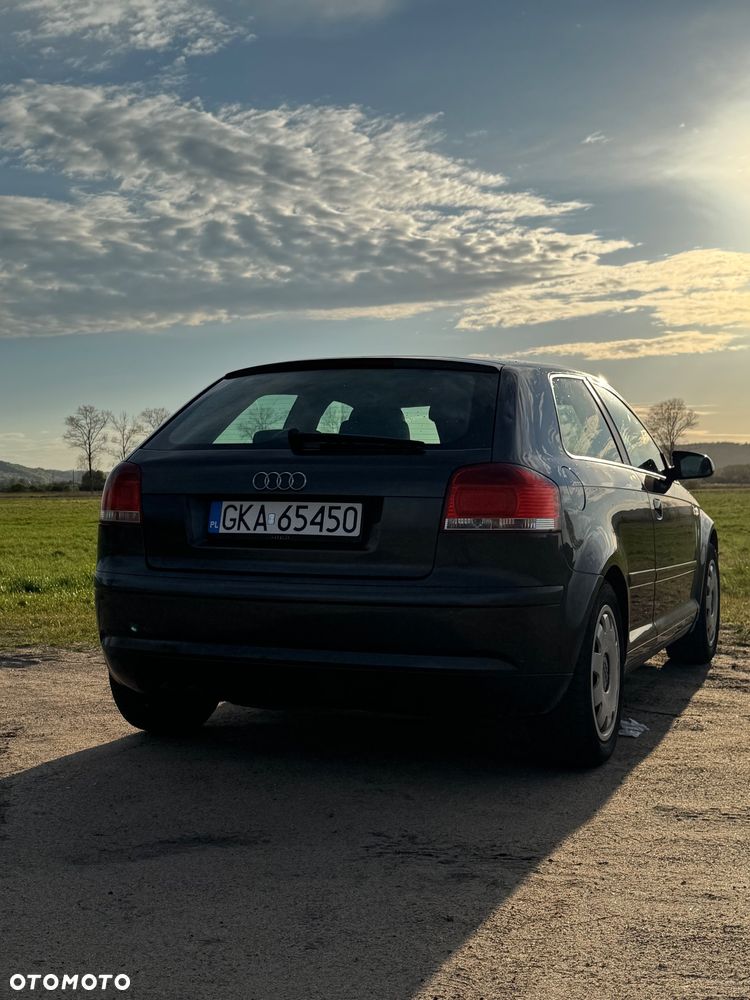 Audi A3 3-drzwiowe 1.9 TDI Ambition - 4