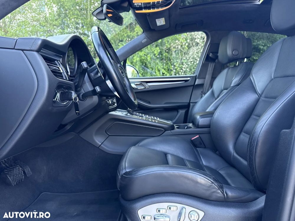 Porsche Macan Turbo PDK - 26