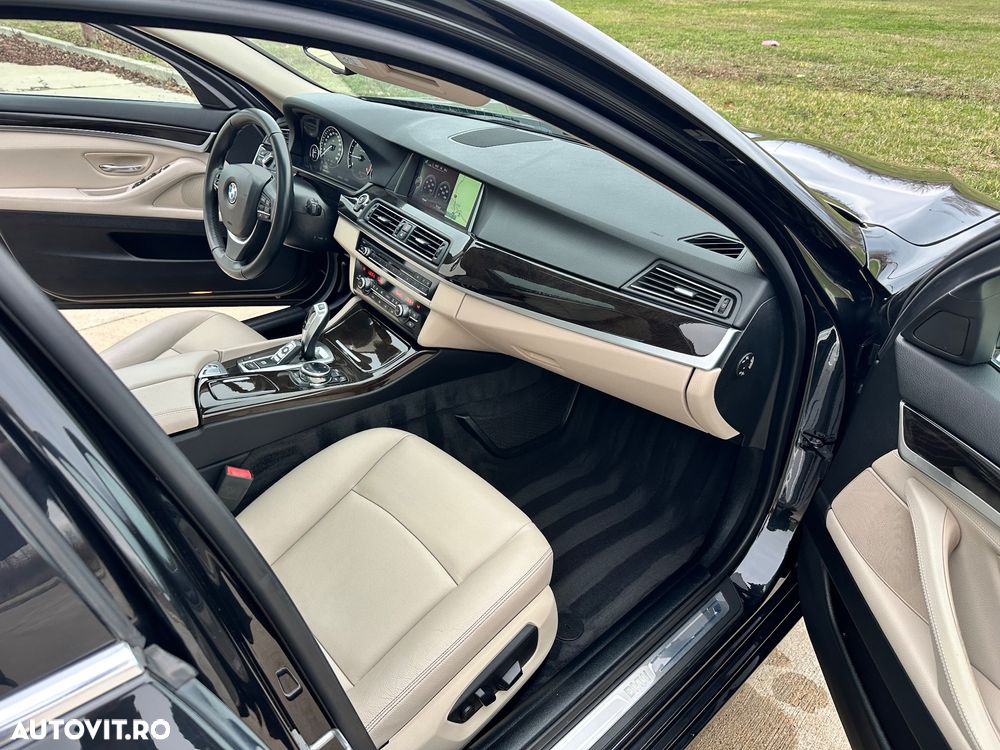 BMW Seria 5 520d Touring Aut. Luxury Line - 14