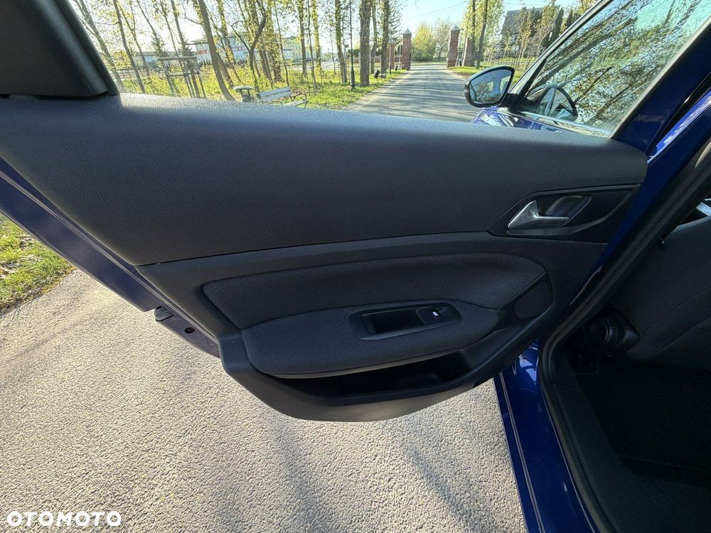 Peugeot 308 - 22