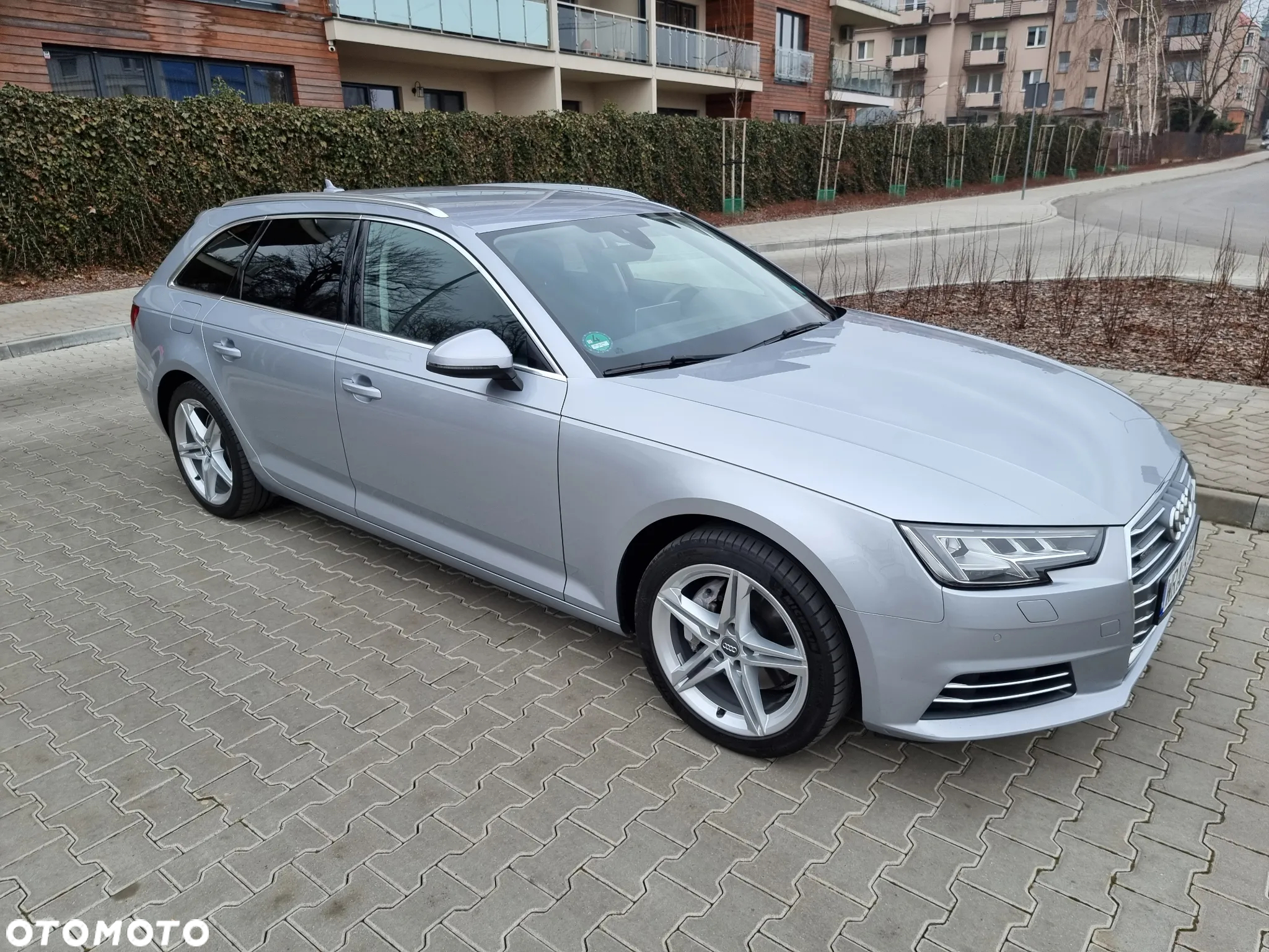 Audi A4 Avant 3.0 TDI quattro S tronic - 6