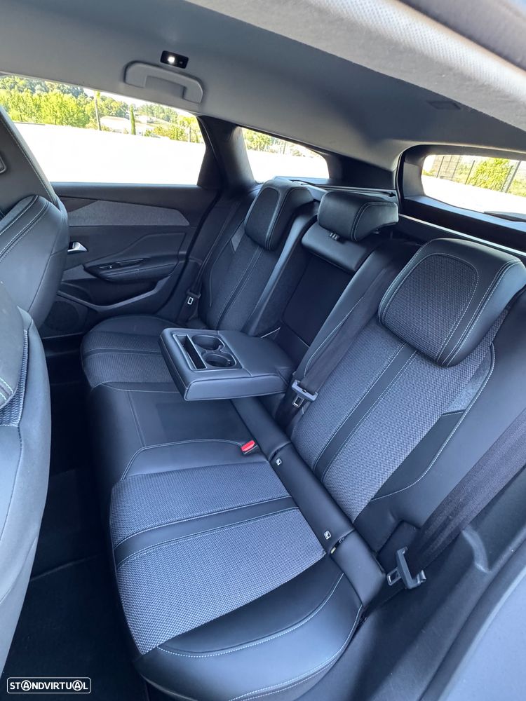 Peugeot 308 SW - 12
