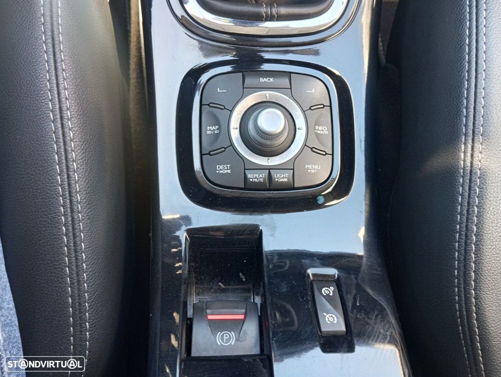 Renault Mégane ENERGY TCe 115 Start & Stop Bose Edition - 11