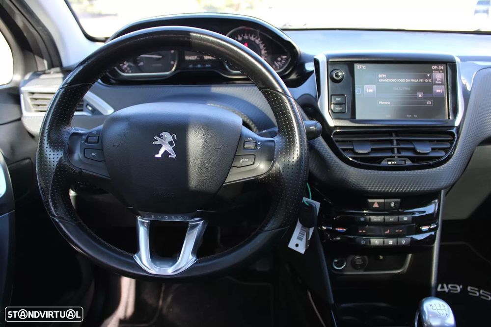 Peugeot 2008 1.6 BlueHDi Allure - 30