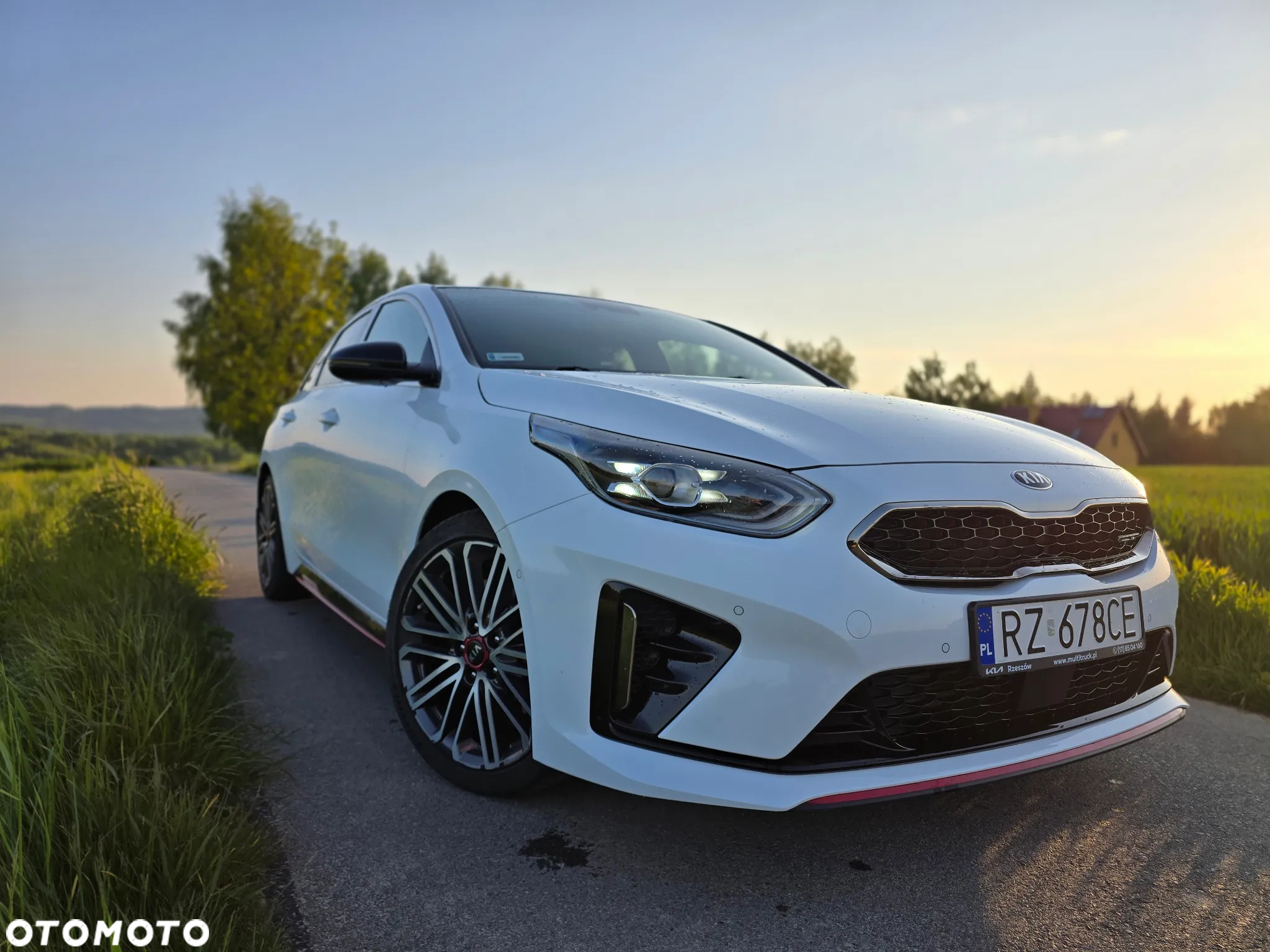 Kia ProCeed 1.6 T-GDI GT DCT - 3