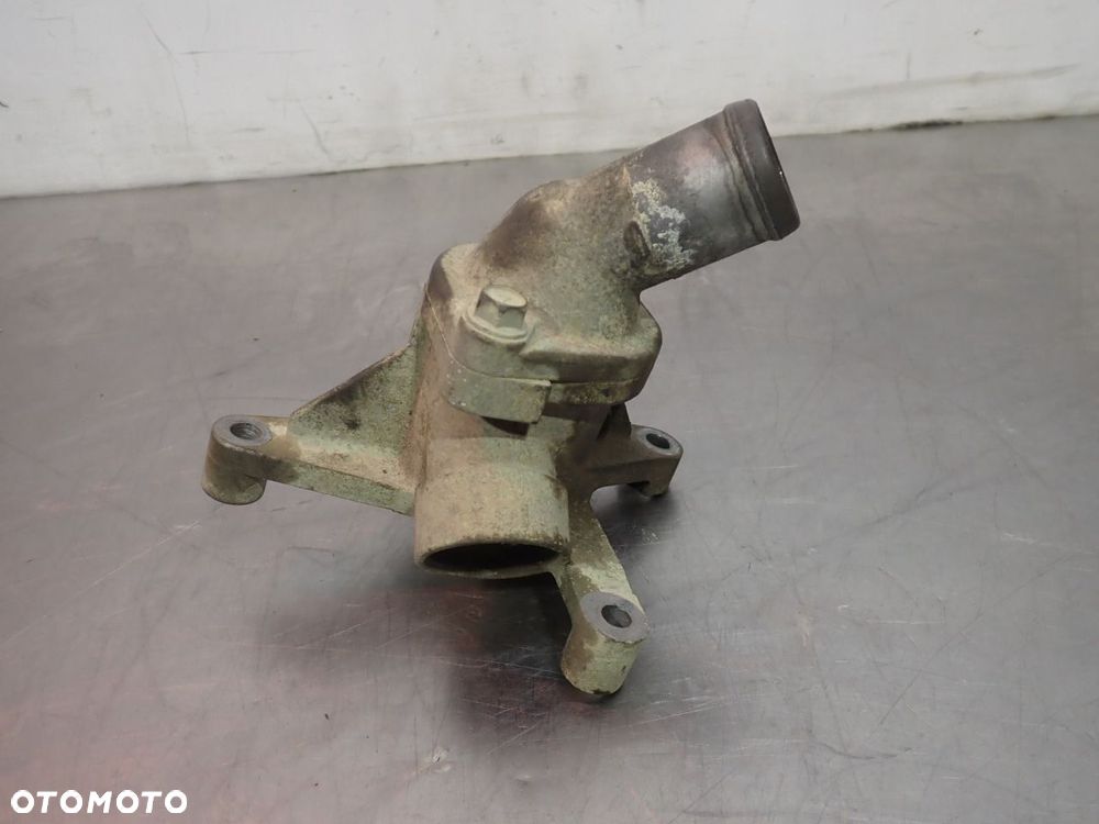 OBUDOWA TERMOSTATU MITSUBISHI PAJERO PININ - 3
