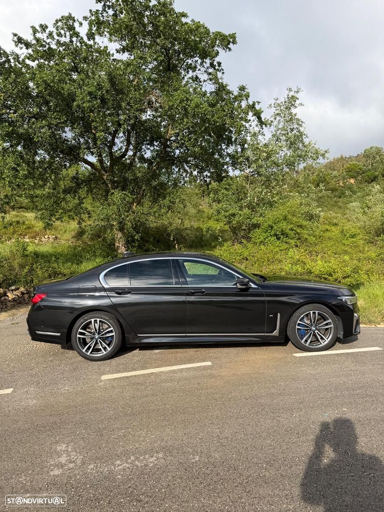 BMW 745 e iPerformance Pack M Auto - 3
