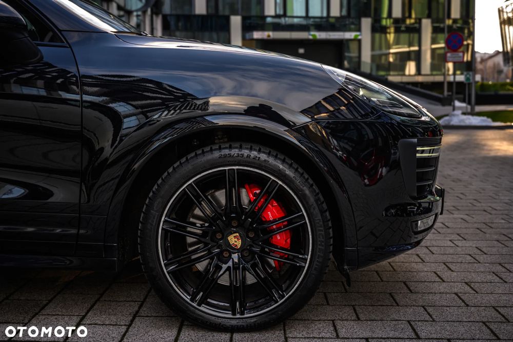 Porsche Cayenne - 13