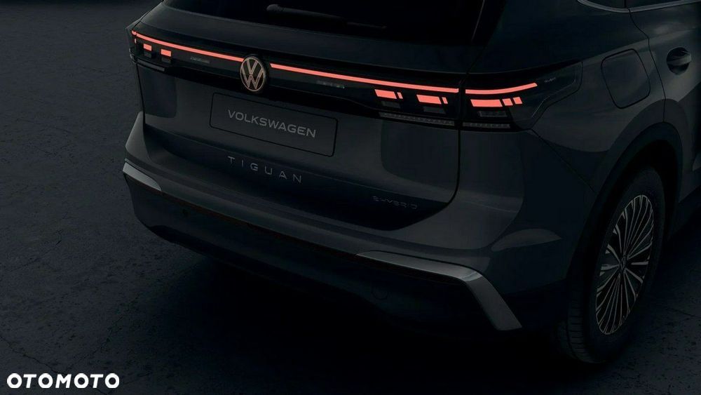 Volkswagen Tiguan - 6