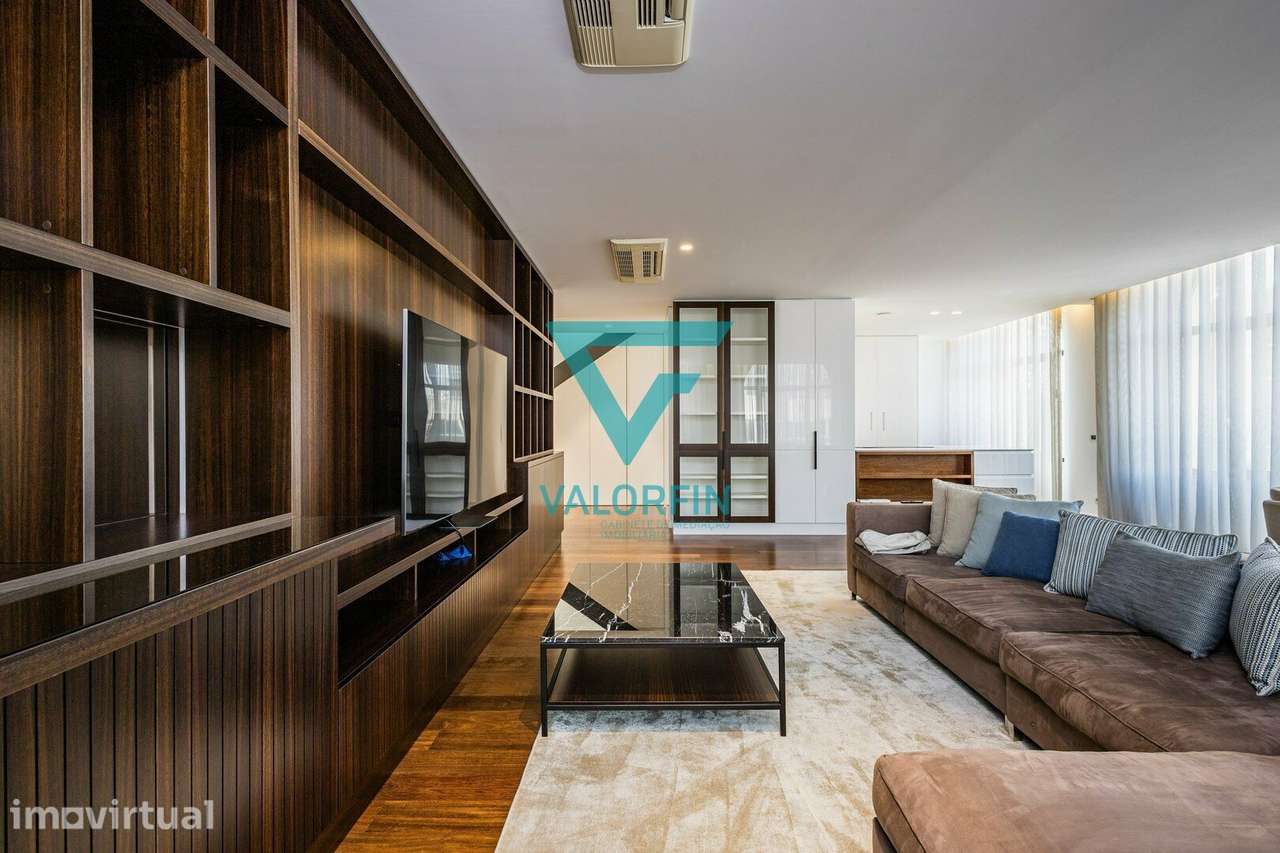 Apartamento T4 Duplex - Edifício Moagem - centro de LEIRIA - Grande imagem: 3/38