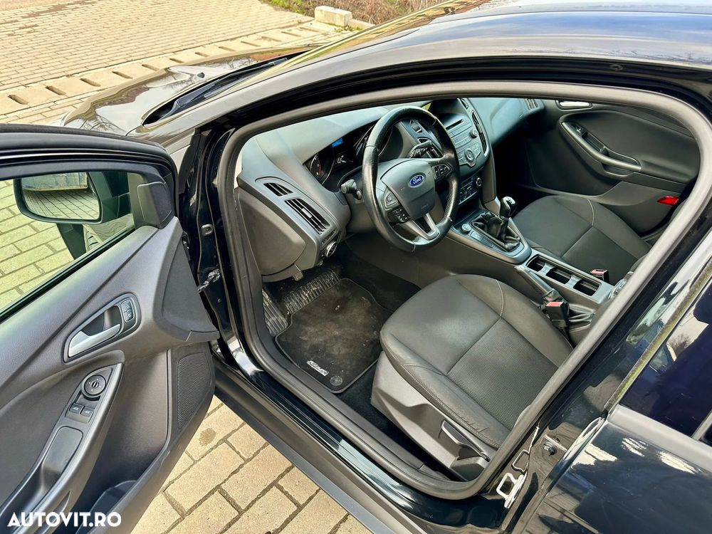 Ford Focus - 5