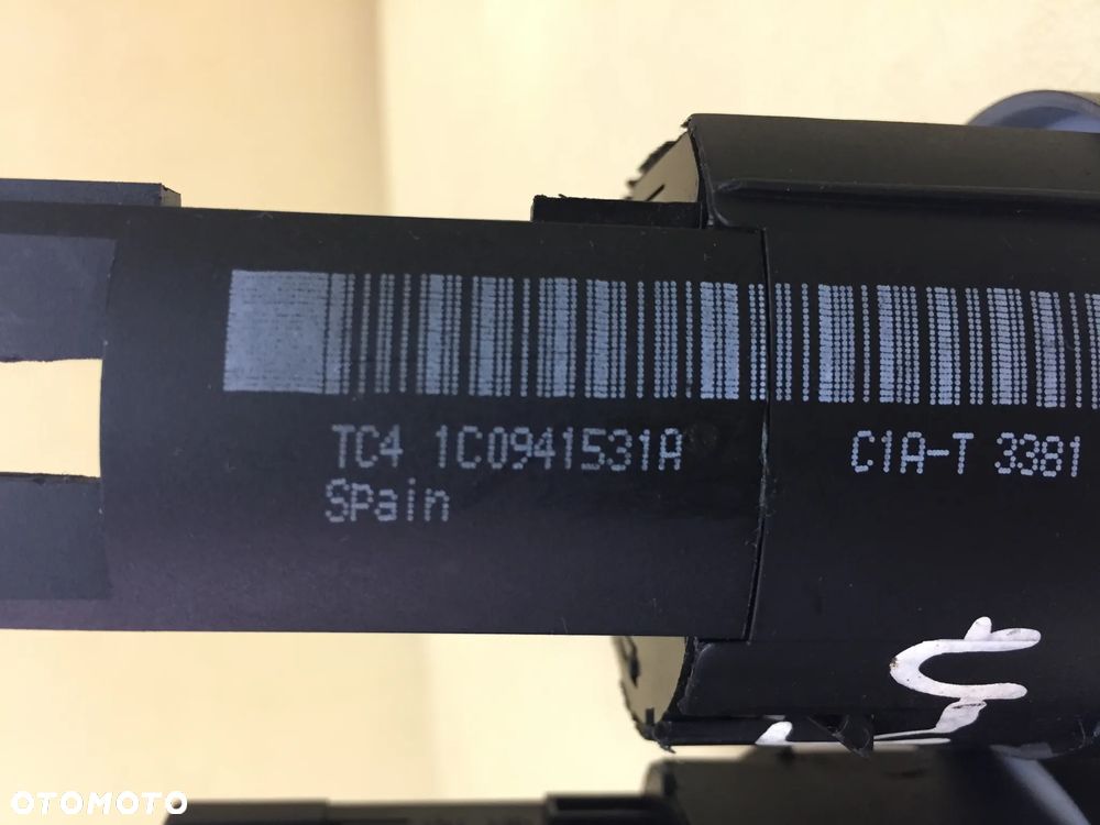 PRZEŁĄCZNIK WŁĄCZNIK ŚWIATEŁ VW PASSAT B5 FL/ BORA/ GOLF IV 1C0941531 LUB 1C0941531A - 12