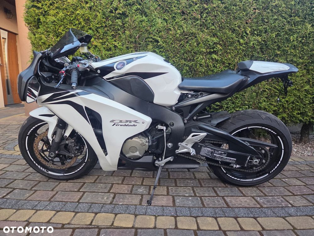Honda CBR - 5