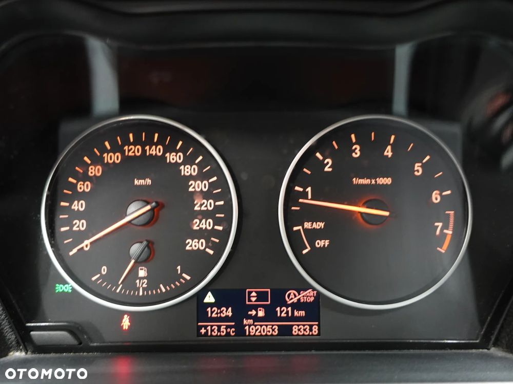 BMW Seria 1 114i - 38