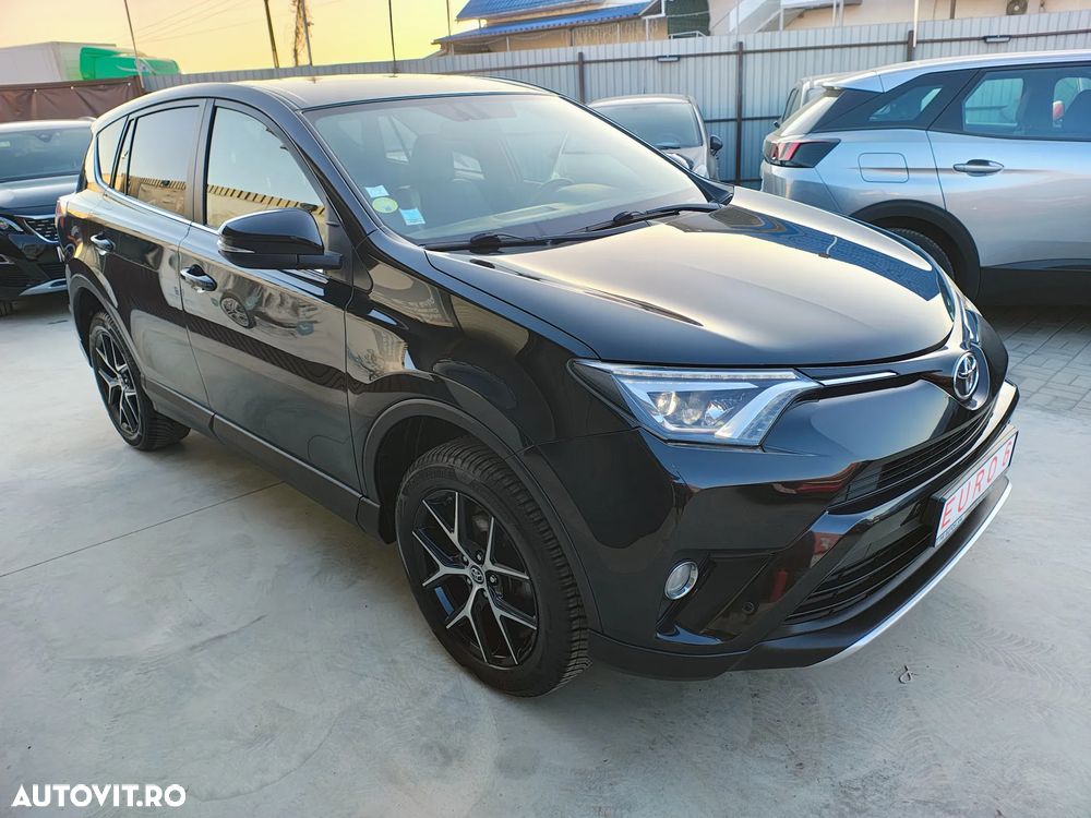 Toyota RAV4 2.0 D-4D 4x2 Start-Stop Executive - 2