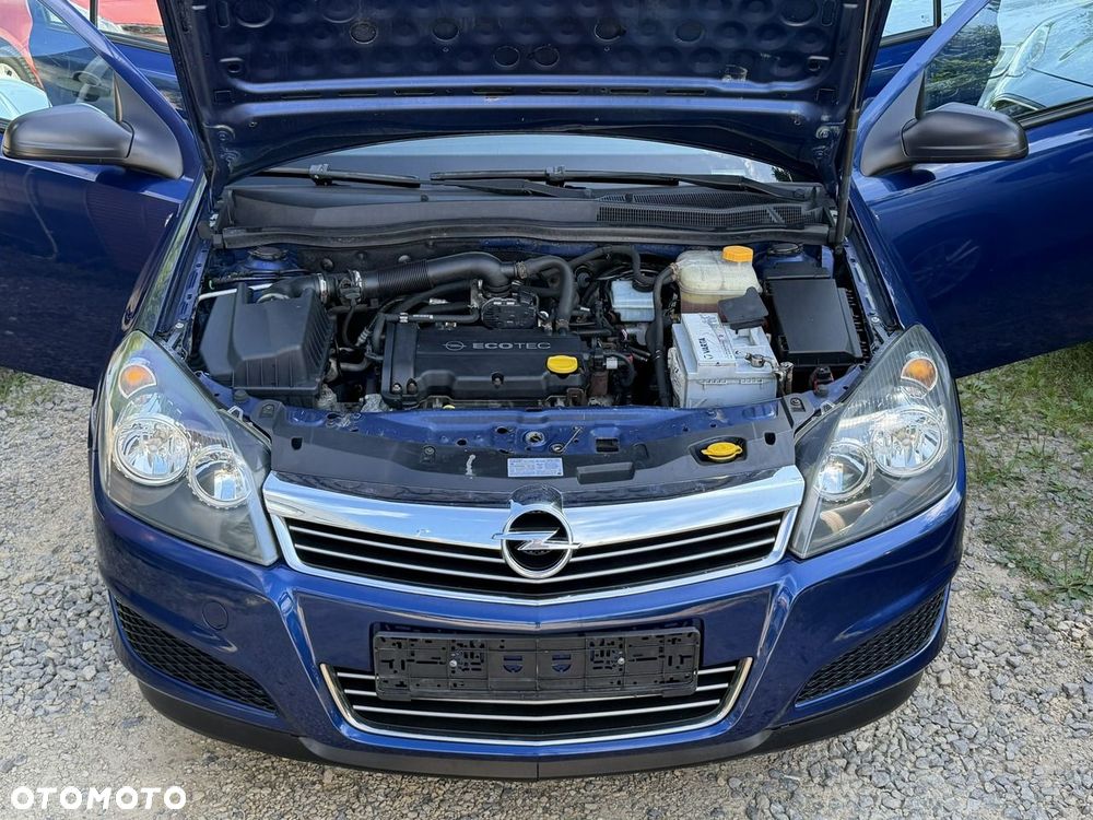 Opel Astra - 25