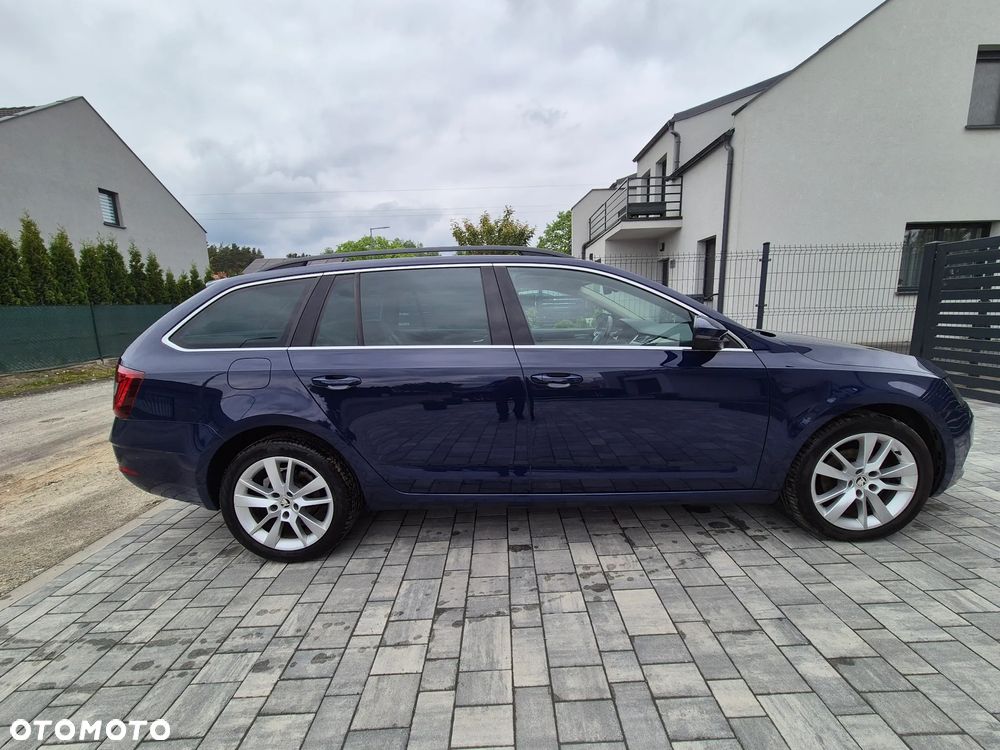 Skoda Octavia 1.6 TDI DSG Style - 4