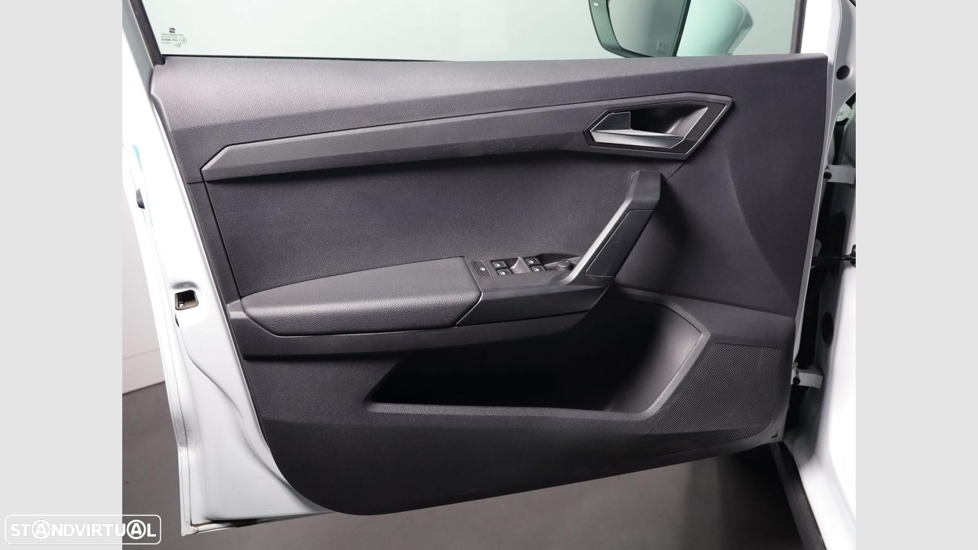 SEAT Arona 1.0 TSI Style - 10
