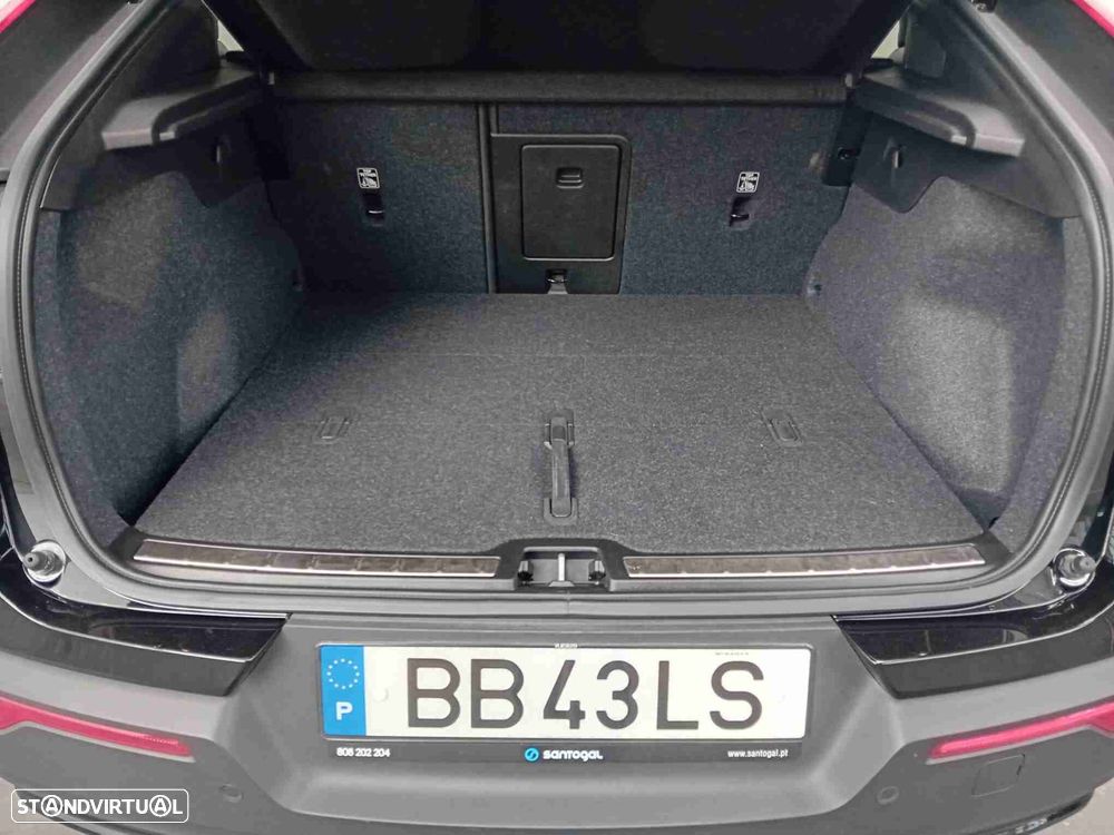 Volvo C40 Recharge Plus - 10