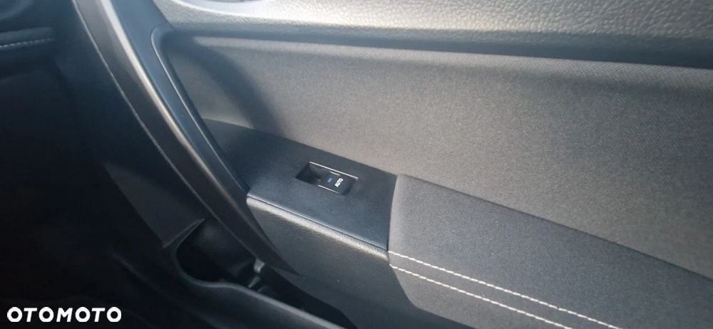Toyota Corolla 1.6 Comfort - 20
