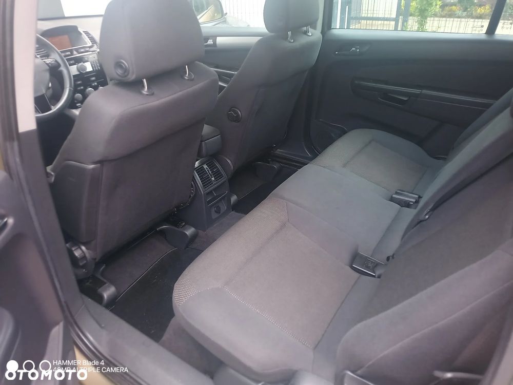 Opel Zafira 1.8 Family Plus - 13
