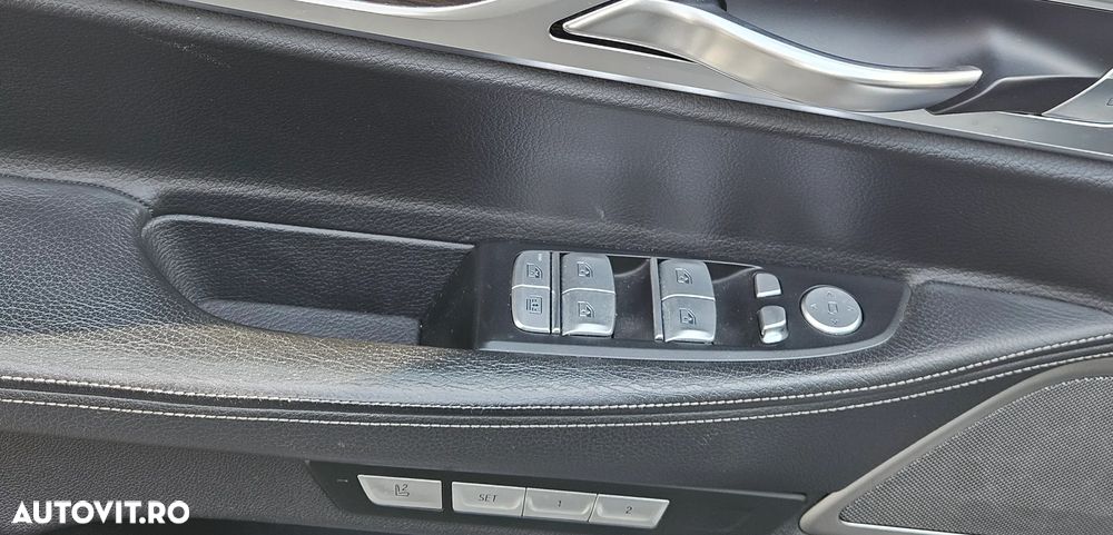 BMW Seria 7 730d - 12