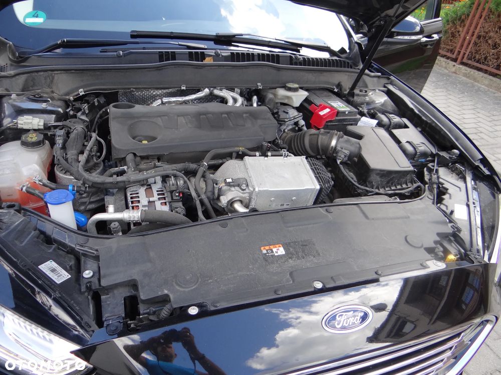 Ford Mondeo 2.0 EcoBlue Titanium - 27