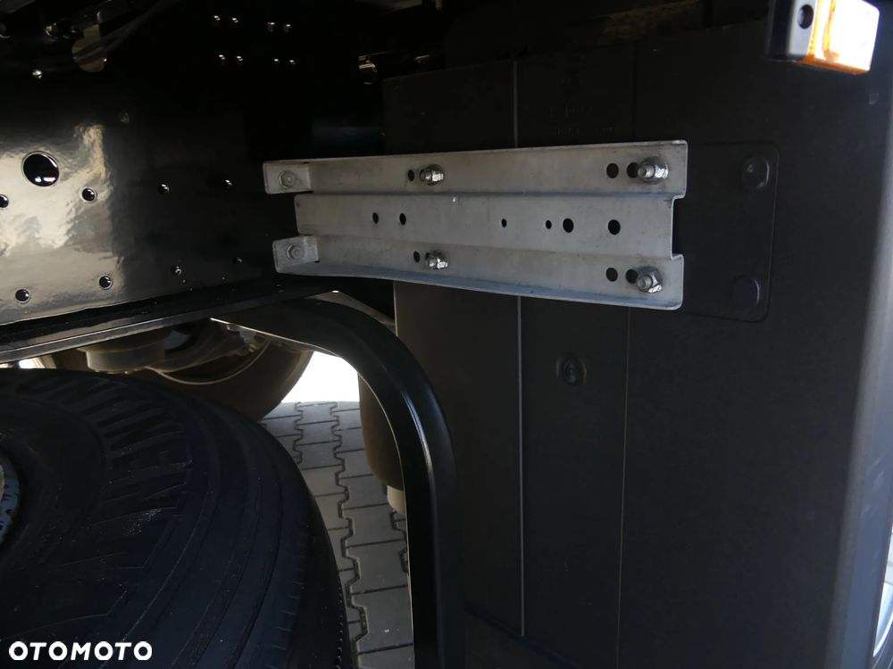 Krone FIRANKA / OŚ PODNOSZONA / IDEALNY STAN / PALECIARA / - 23