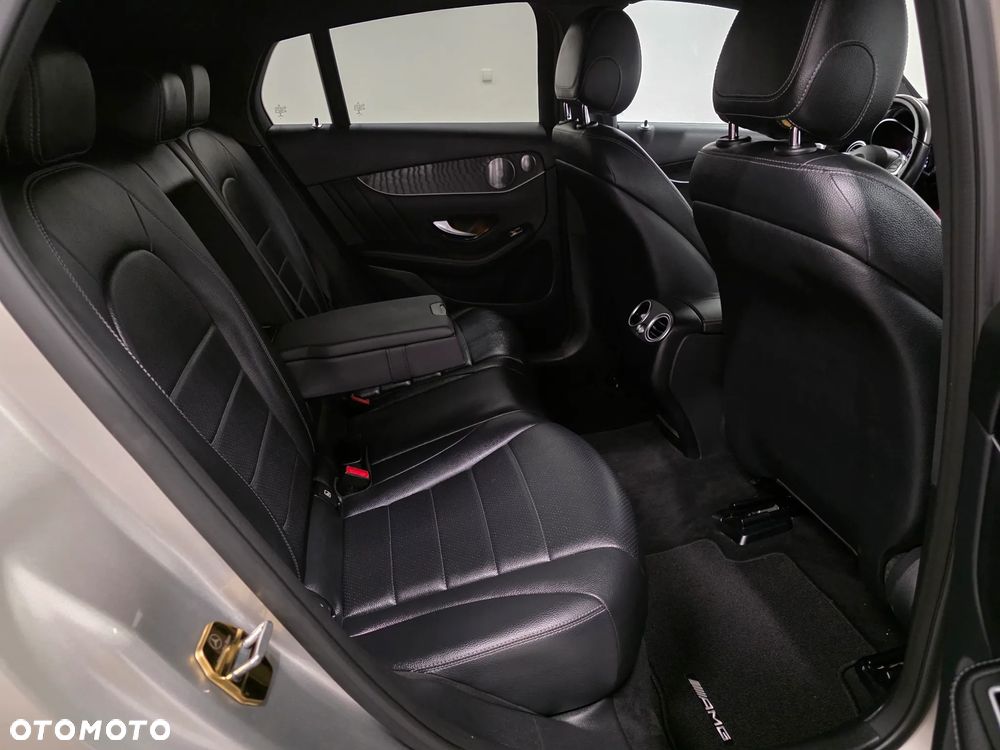 Mercedes-Benz GLC 250 4Matic 9G-TRONIC AMG Line - 20