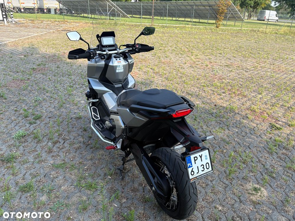 Honda X-ADV - 8