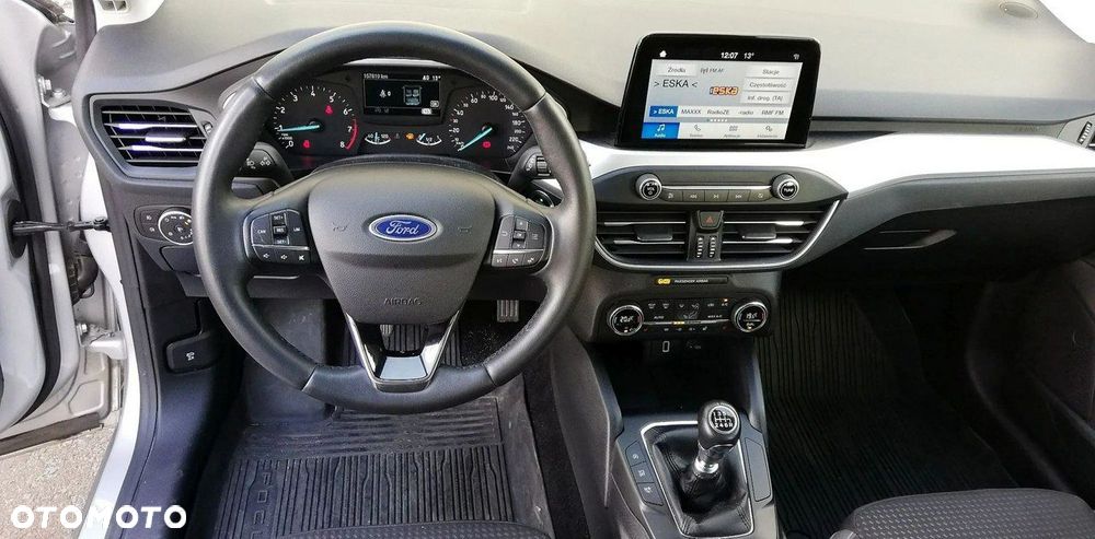 Ford Focus SW 1.0 EcoBoost Trend Edition - 29