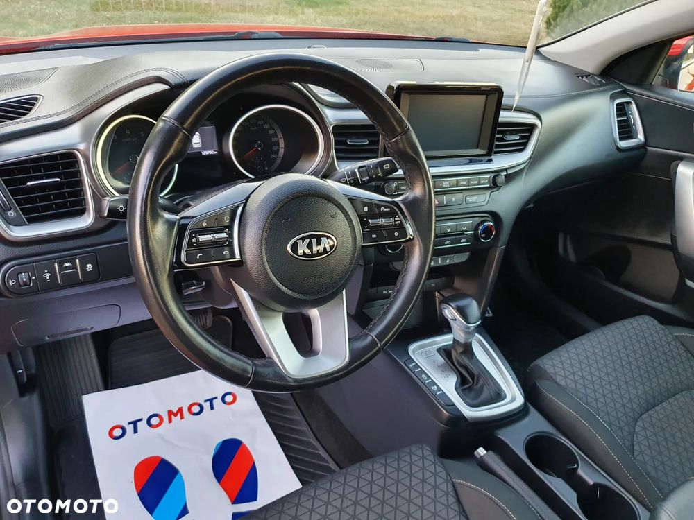 Kia Ceed 1.4 T-GDI L DCT - 16