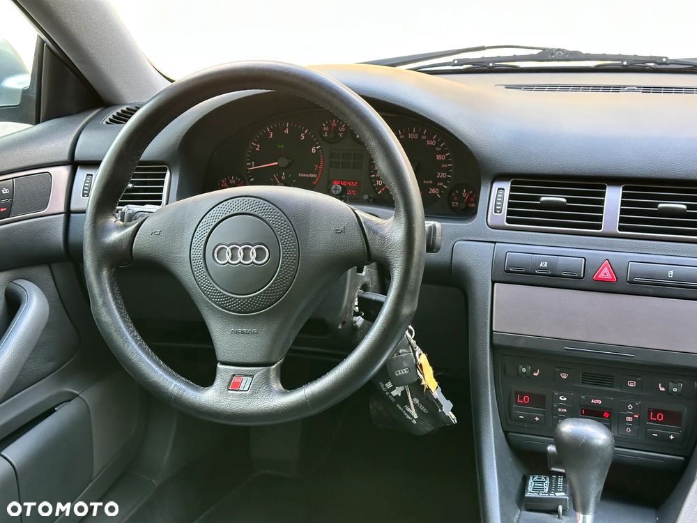 Audi A6 Avant - 31