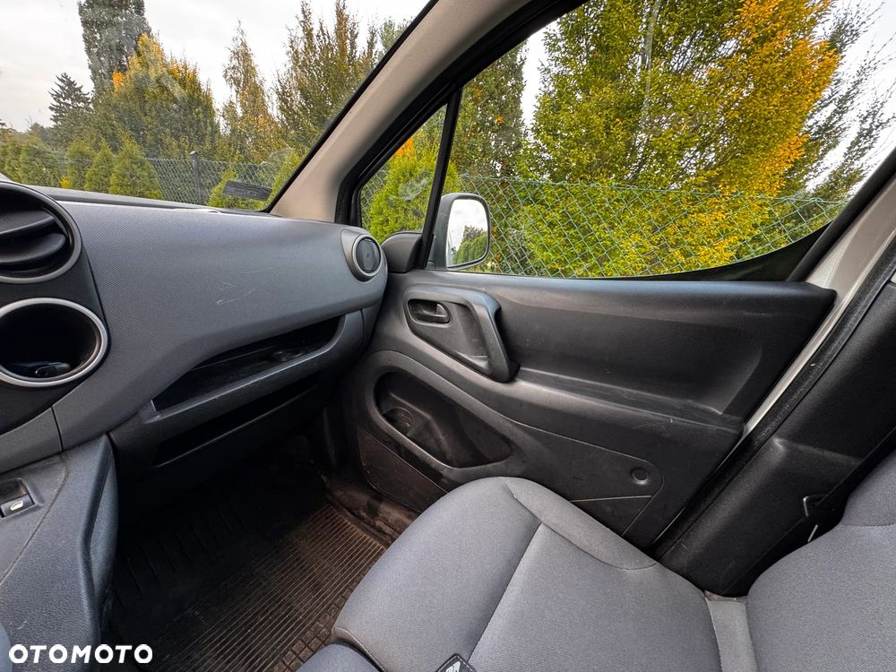 Citroën BERLINGO - 19