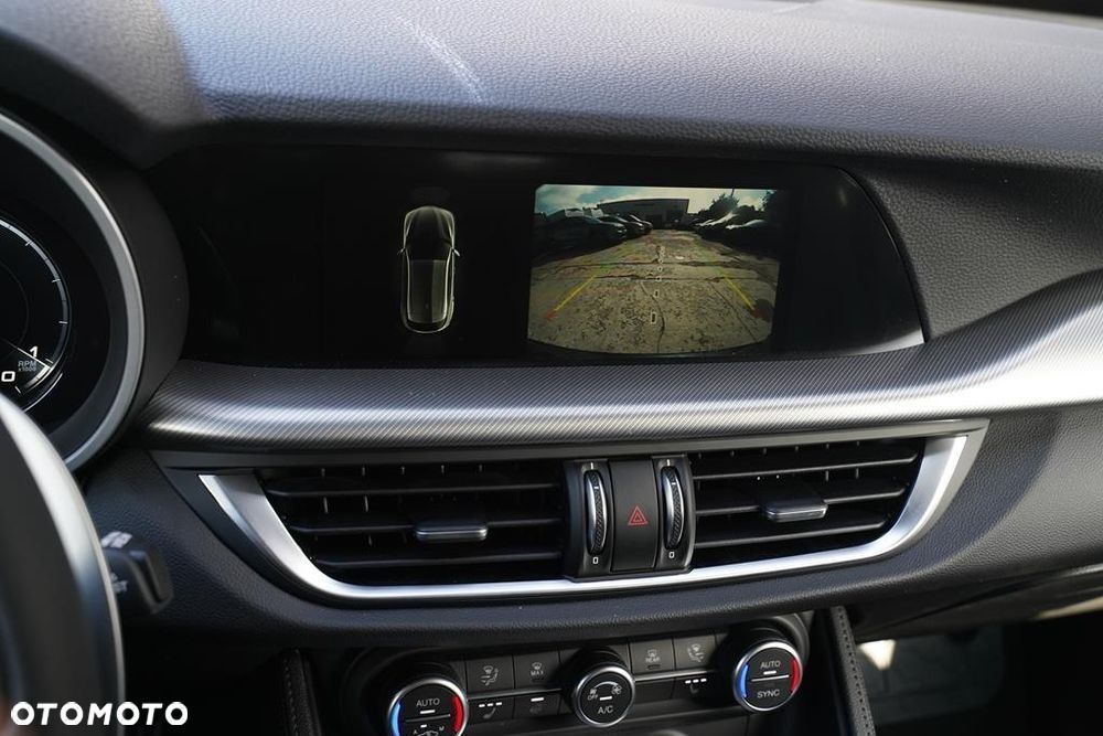 Alfa Romeo Stelvio 2.0 Turbo Veloce Q4 - 22