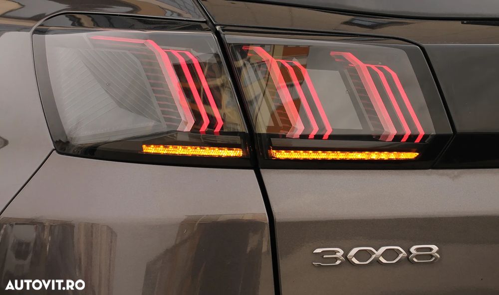 Peugeot 3008 PHEV 225 EAT8 Allure Pack - 8
