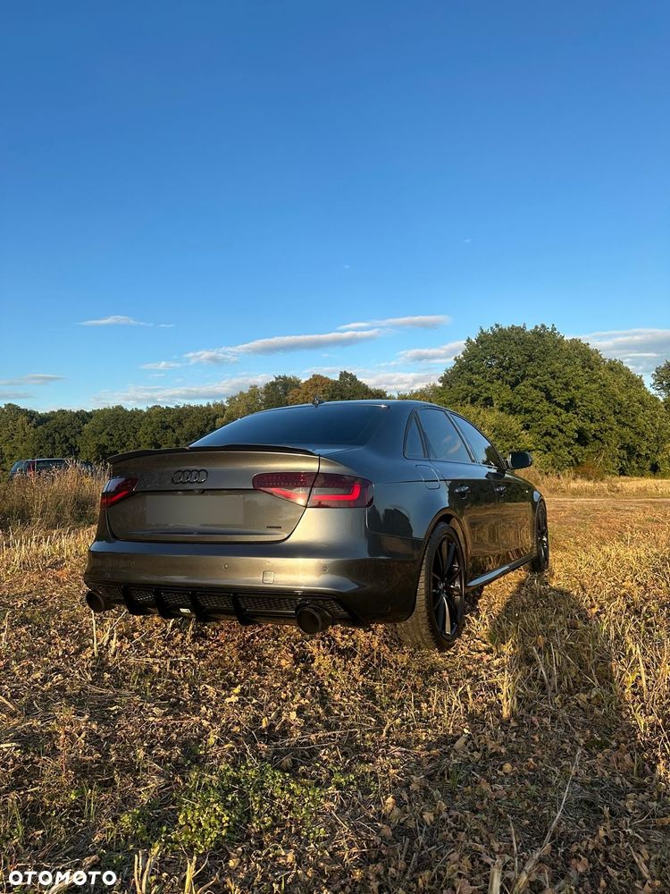 Audi A4 Limousine 2.0 TFSI Quattro - 26