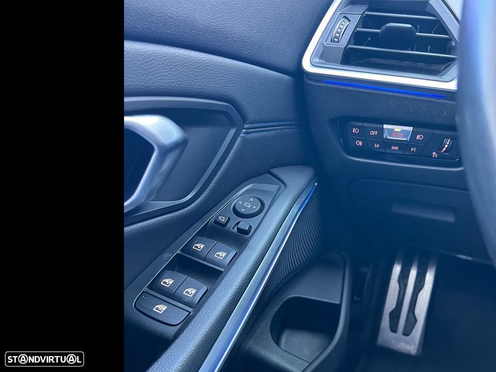 BMW 320 d Pack M Auto - 11