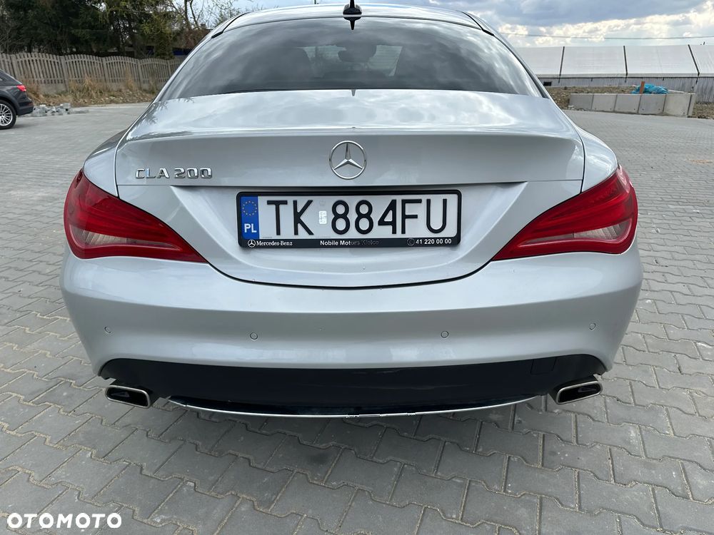 Mercedes-Benz CLA 200 7G-DCT Peak Edition - 8