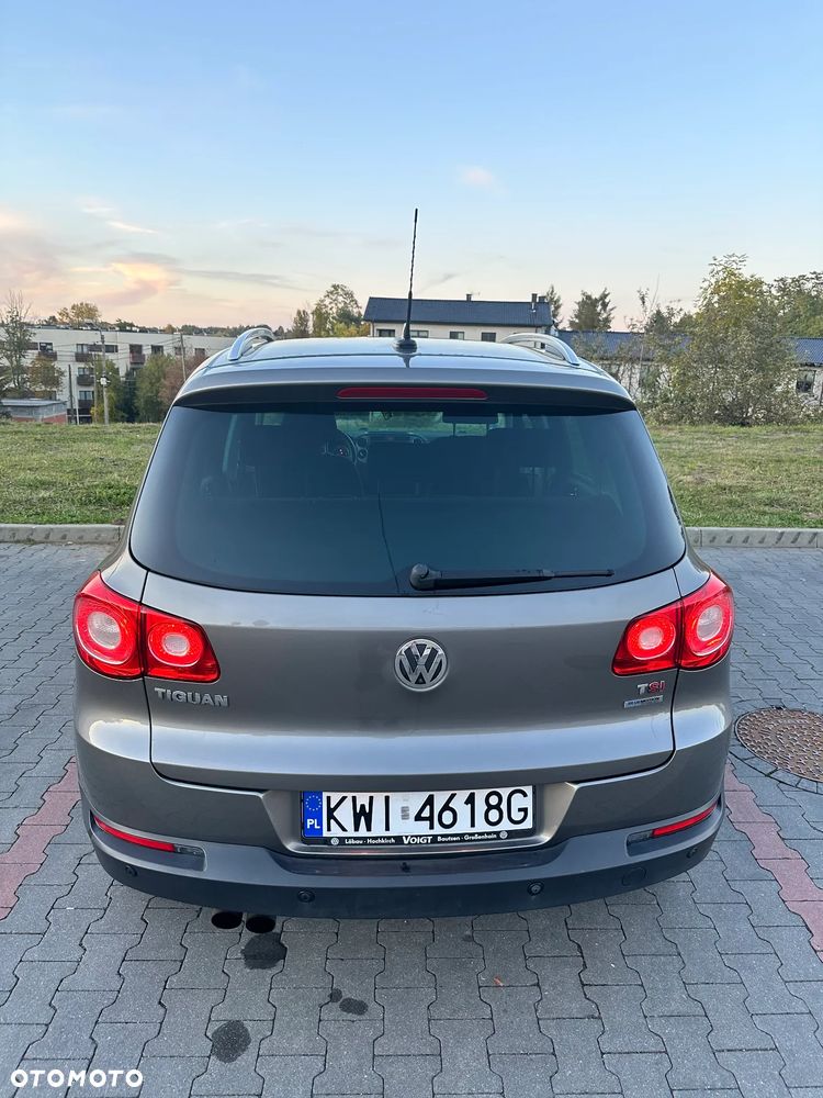 Volkswagen Tiguan - 37