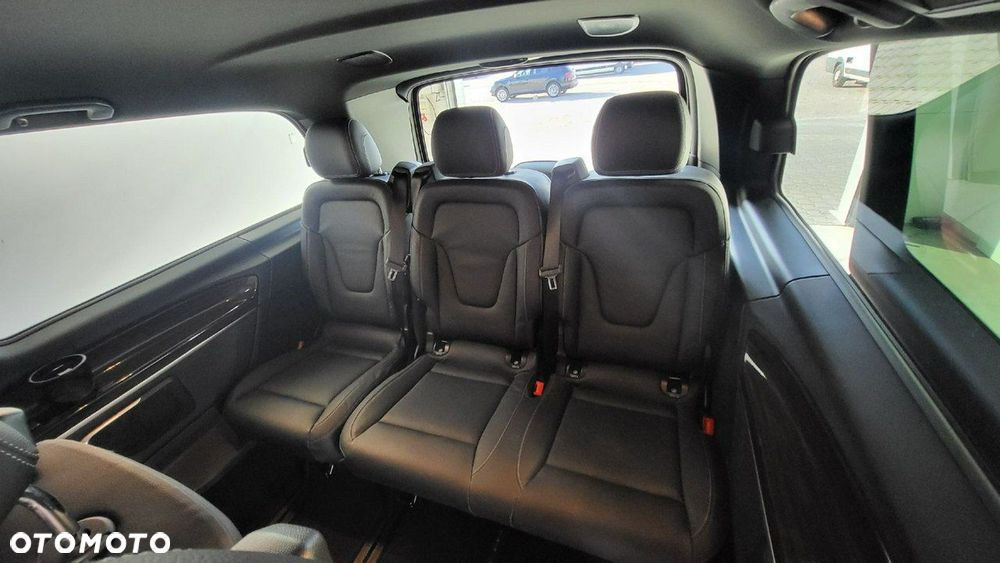 Mercedes-Benz Klasa V - 20