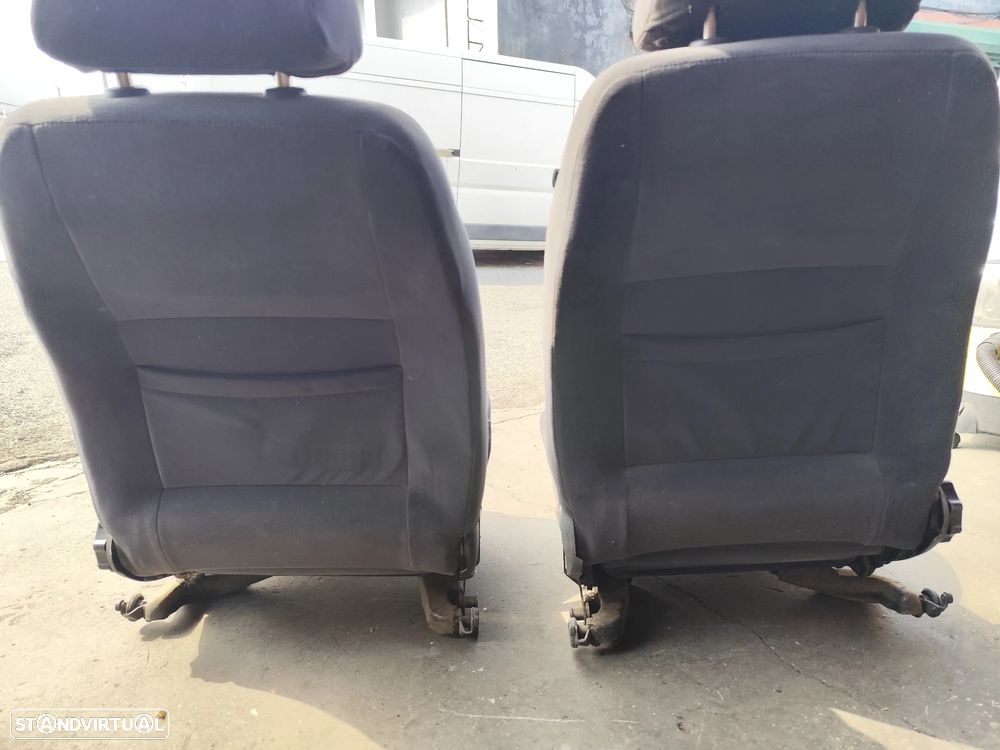 Vw Golf IV 4 - BANCOS FRENTE - 10